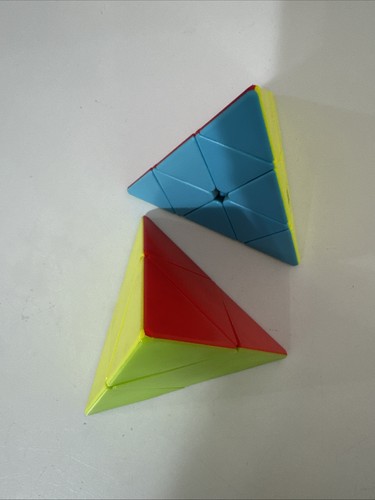 Pyraminx puzzle cube set 2x2 - set,